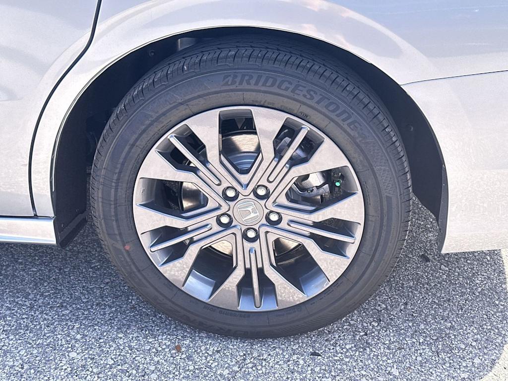 Thumbnail: 2026 Honda Odyssey - 8