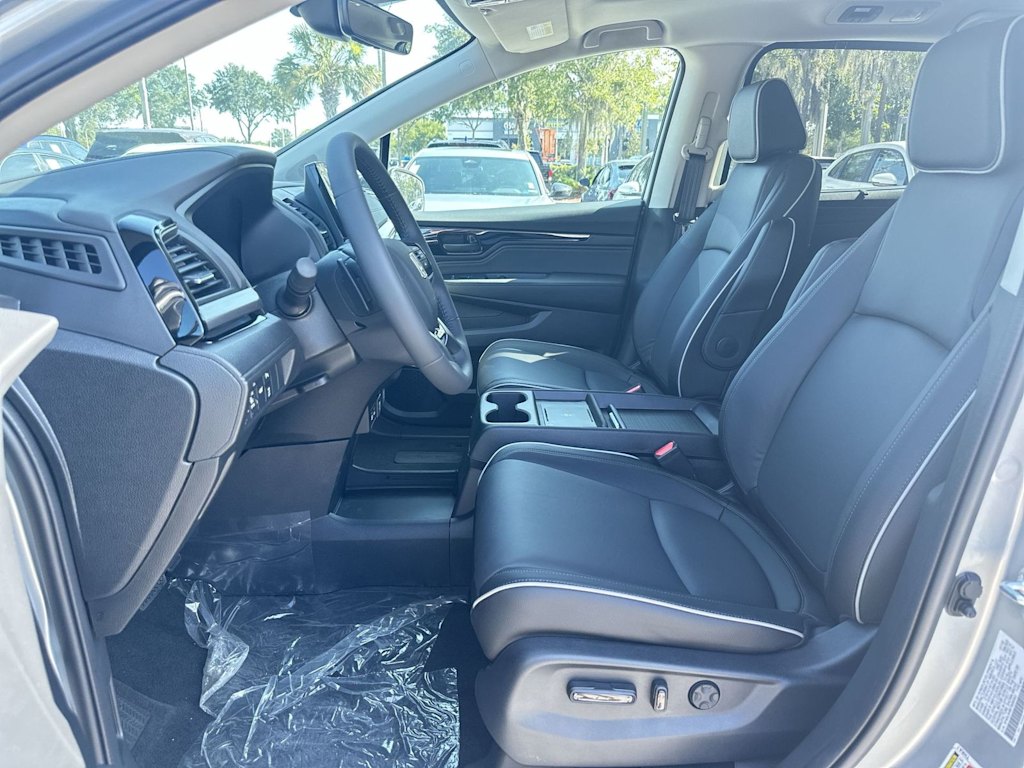 Thumbnail: 2026 Honda Odyssey - 9