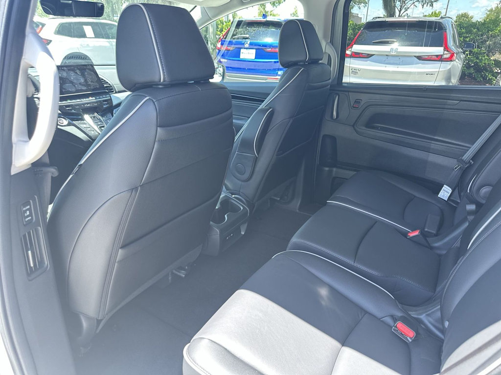 Thumbnail: 2026 Honda Odyssey - 20