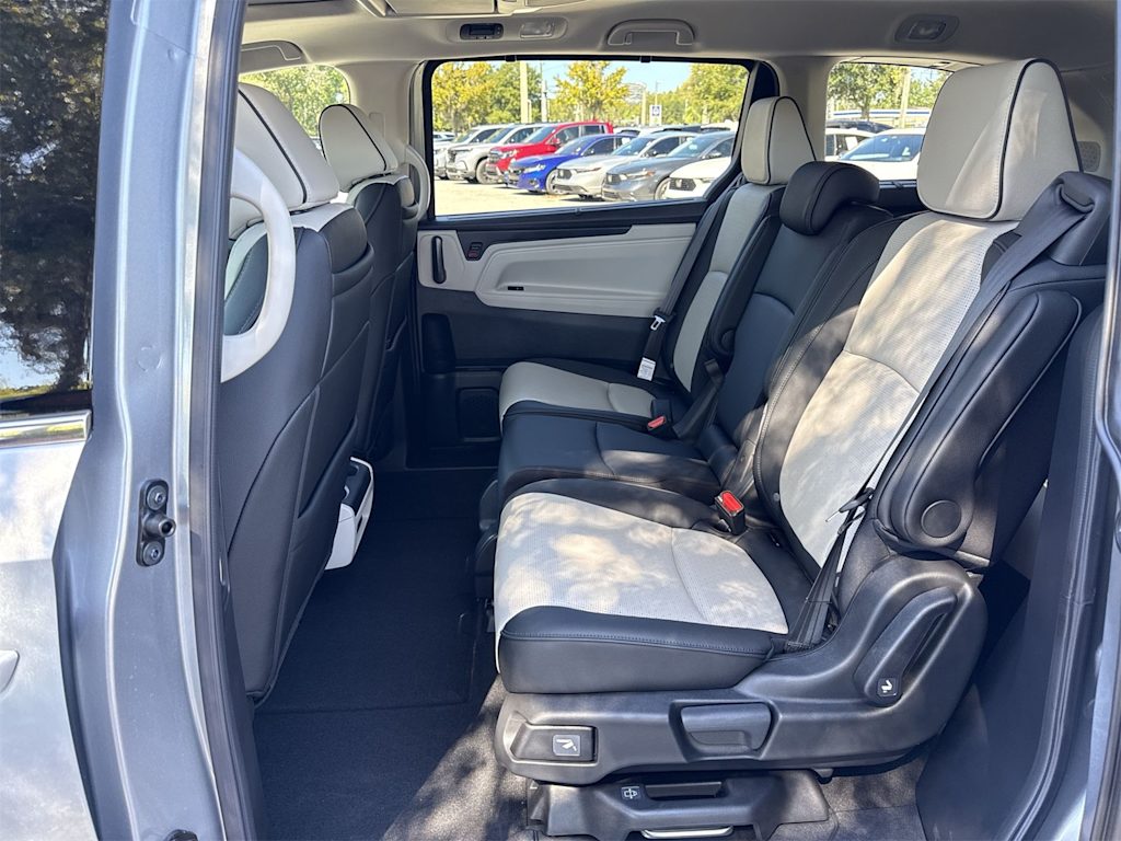 Thumbnail: 2026 Honda Odyssey - 19