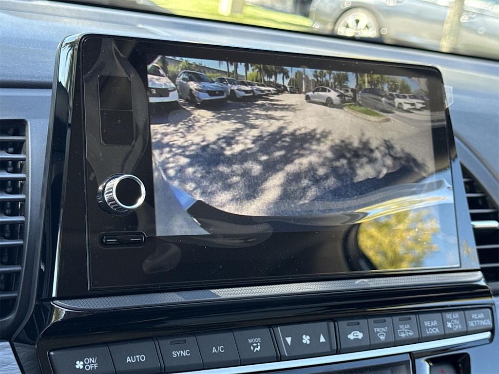 Thumbnail: 2026 Honda Odyssey - 11