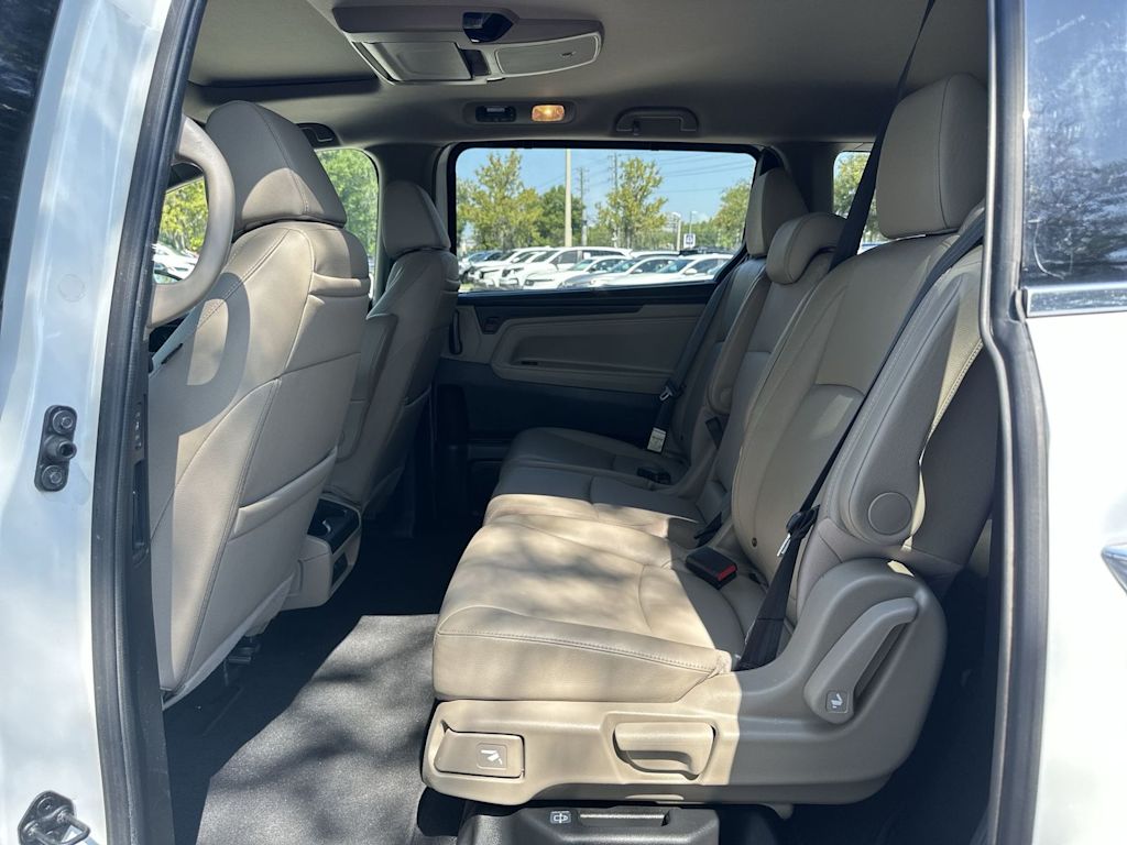 Thumbnail: 2020 Honda Odyssey - 21