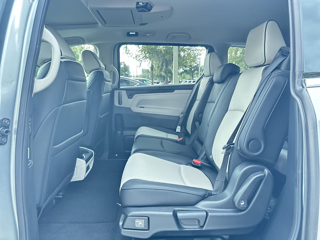 Thumbnail: 2026 Honda Odyssey - 20