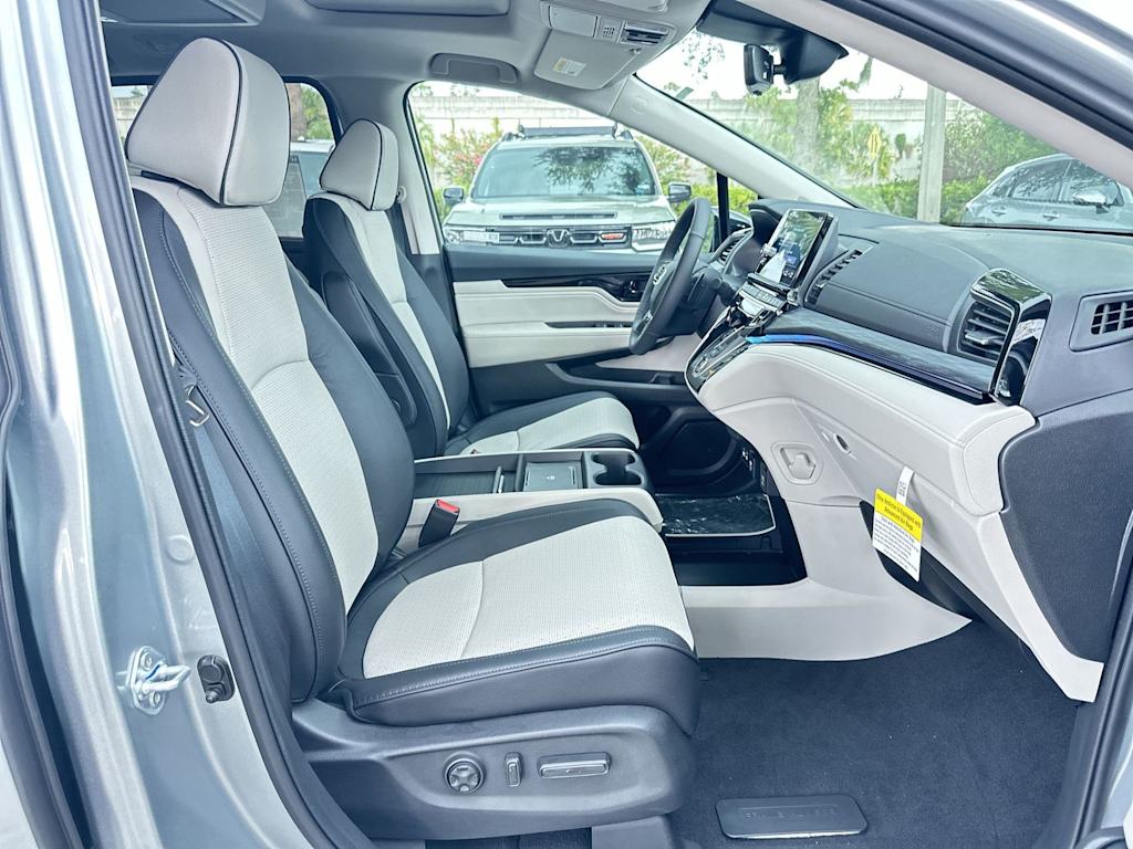Thumbnail: 2026 Honda Odyssey - 22