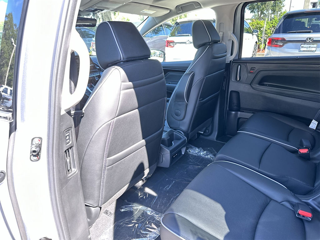 Thumbnail: 2026 Honda Odyssey - 12