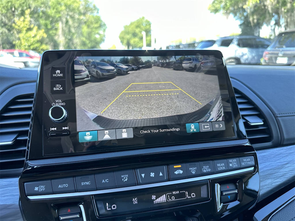 Thumbnail: 2026 Honda Odyssey - 13