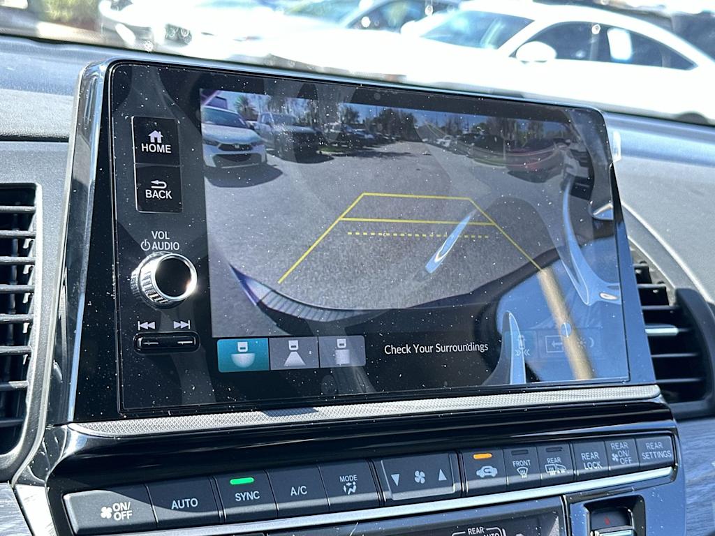 Thumbnail: 2026 Honda Odyssey - 12