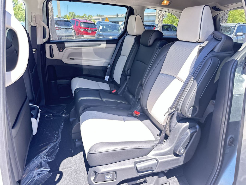 Thumbnail: 2026 Honda Odyssey - 22