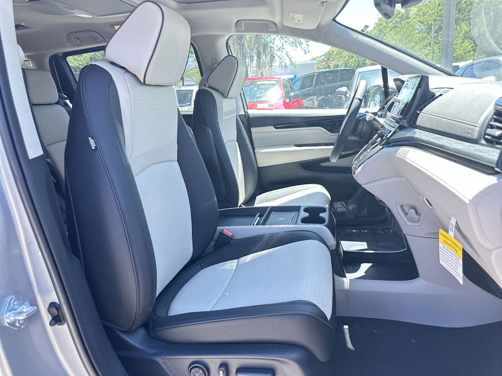 Thumbnail: 2026 Honda Odyssey - 11