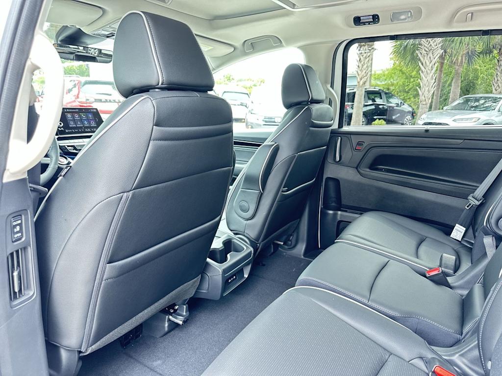 Thumbnail: 2026 Honda Odyssey - 10