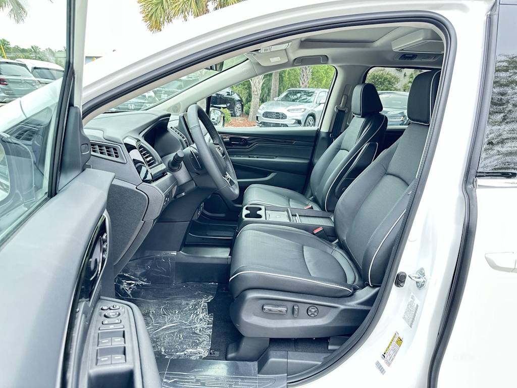 Thumbnail: 2026 Honda Odyssey - 8