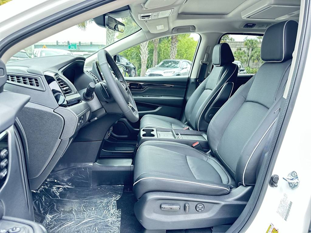 Thumbnail: 2026 Honda Odyssey - 9