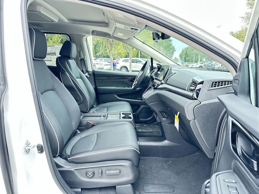 Thumbnail: 2026 Honda Odyssey - 21