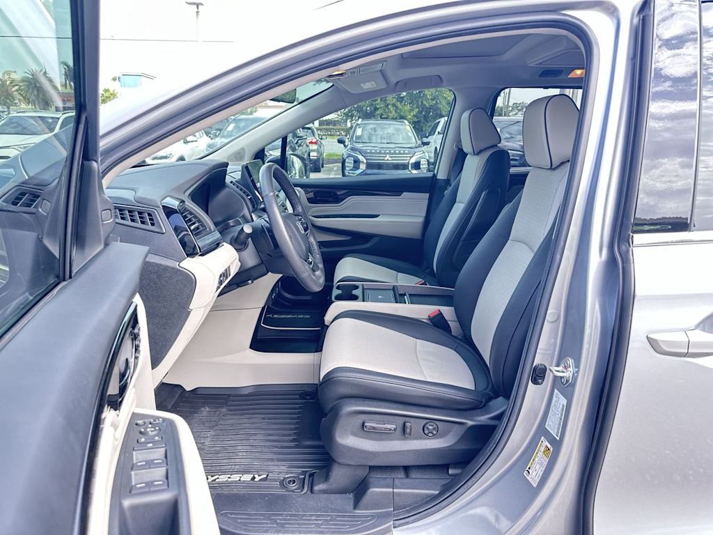 Thumbnail: 2025 Honda Odyssey - 11