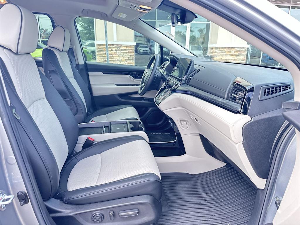Thumbnail: 2025 Honda Odyssey - 10