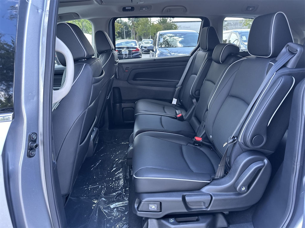 Thumbnail: 2026 Honda Odyssey - 20
