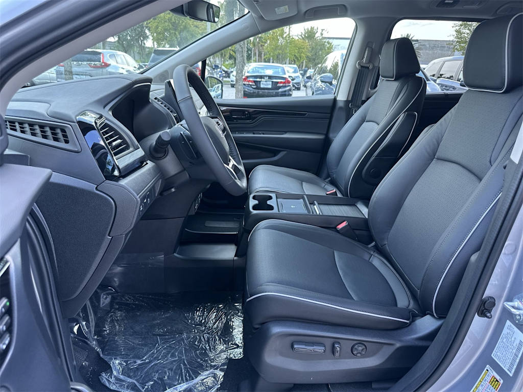 Thumbnail: 2026 Honda Odyssey - 9