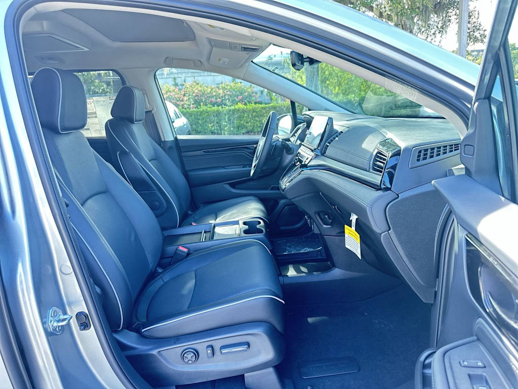 Thumbnail: 2026 Honda Odyssey - 8