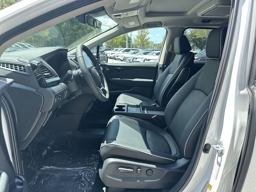 Thumbnail: 2026 Honda Odyssey - 9