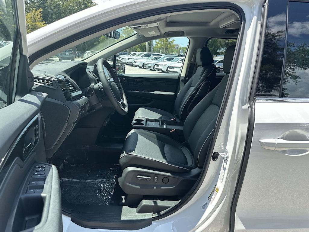 Thumbnail: 2026 Honda Odyssey - 11