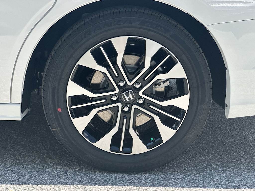 Thumbnail: 2026 Honda Odyssey - 8