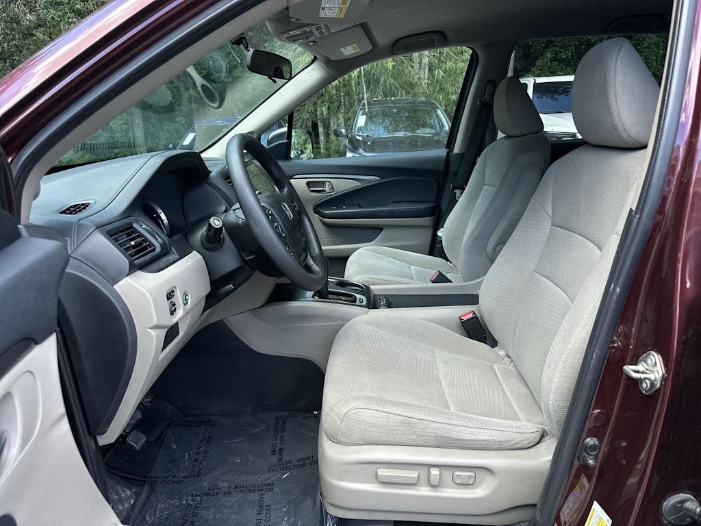 Thumbnail: 2018 Honda Pilot - 9