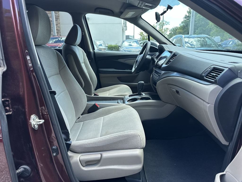 Thumbnail: 2018 Honda Pilot - 22
