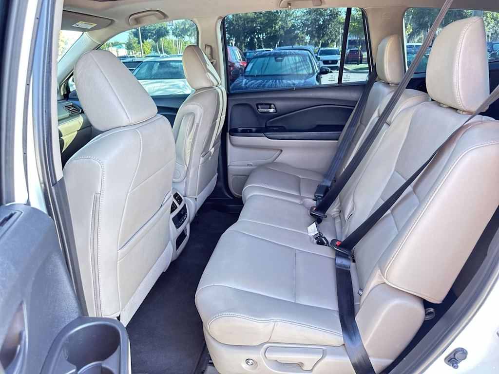 Thumbnail: 2020 Honda Pilot - 19