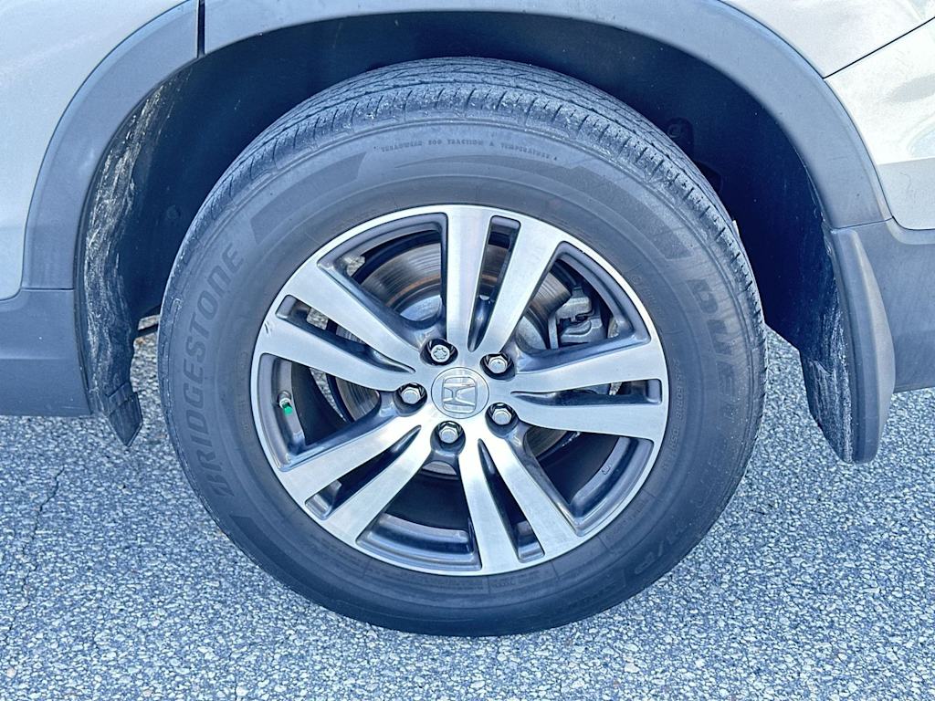 Thumbnail: 2017 Honda Pilot - 7
