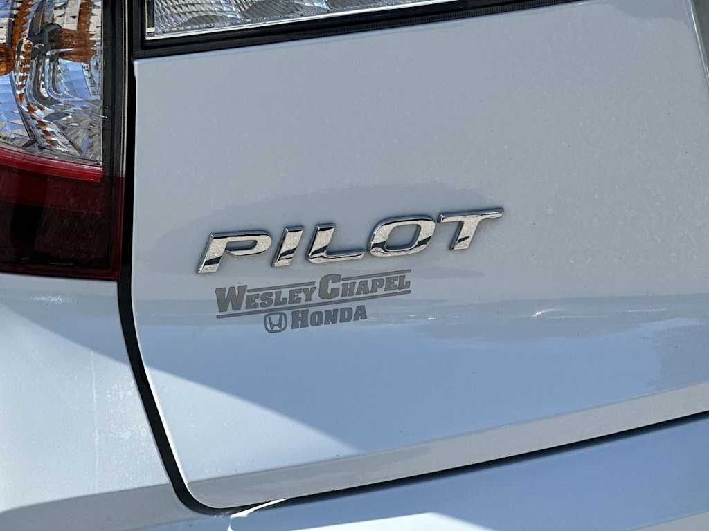 Thumbnail: 2022 Honda Pilot - 21