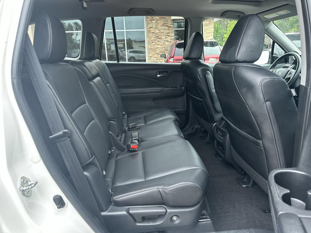 Thumbnail: 2018 Honda Pilot - 20