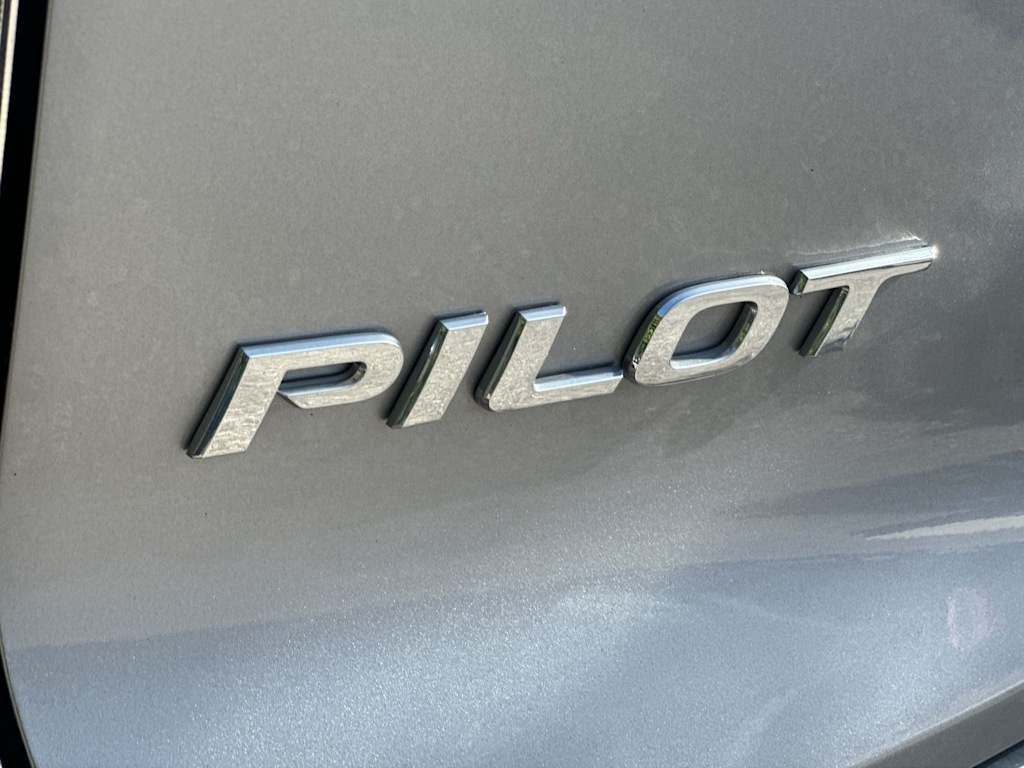 Thumbnail: 2021 Honda Pilot - 19