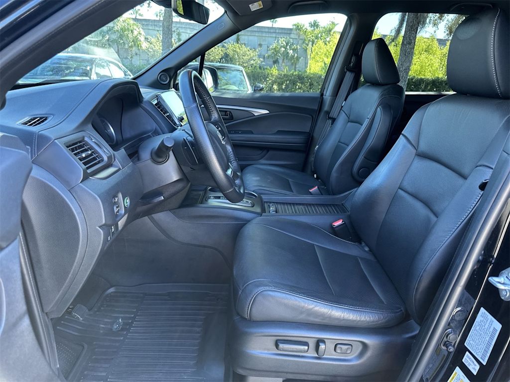 Thumbnail: 2023 Honda Passport - 9