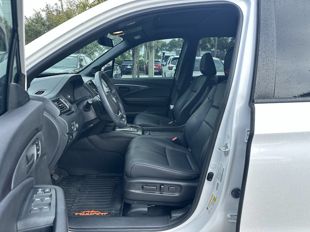 Thumbnail: 2023 Honda Passport - 8