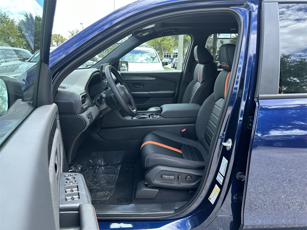 Thumbnail: 2026 Honda Passport - 11