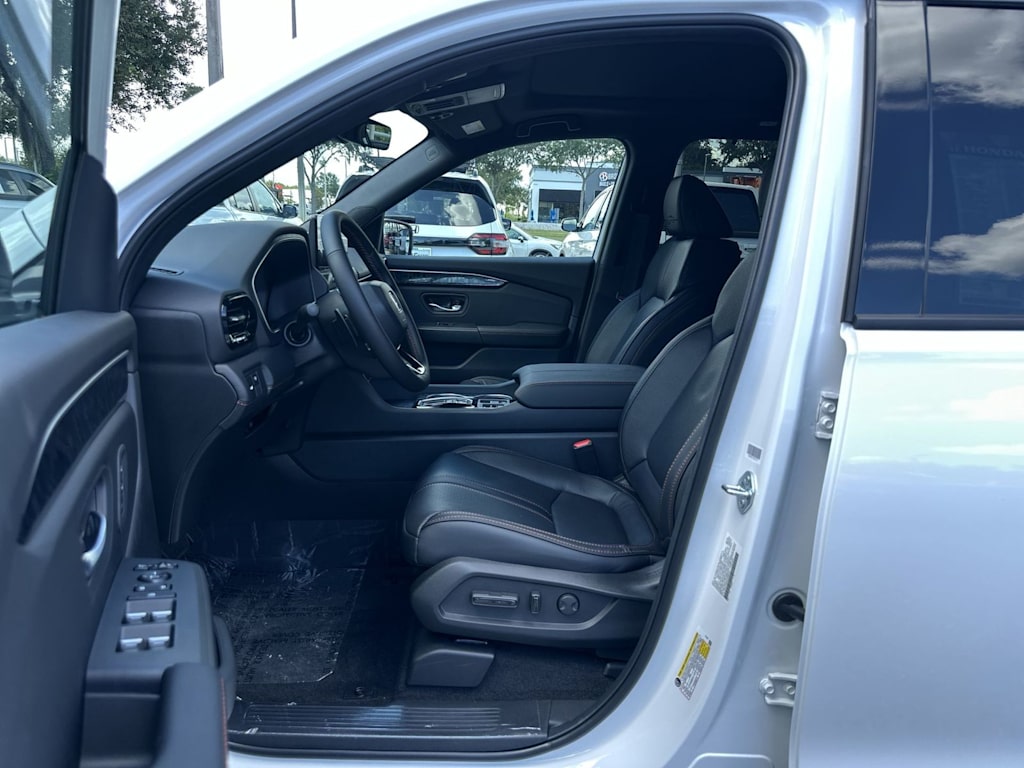 Thumbnail: 2026 Honda Passport - 8