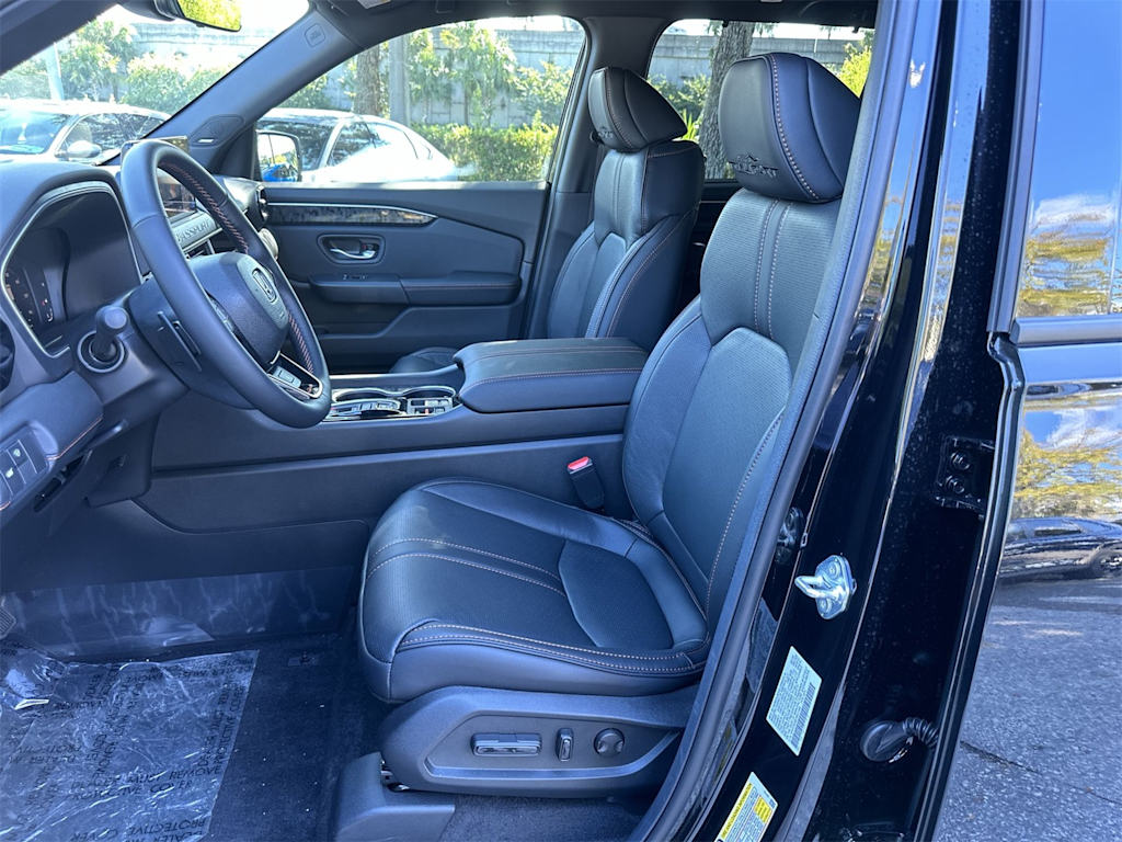 Thumbnail: 2026 Honda Passport - 10