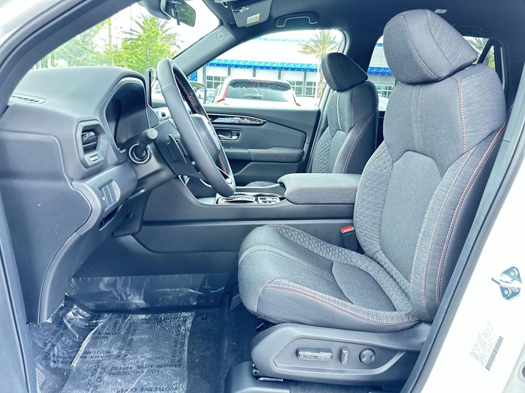 Thumbnail: 2026 Honda Pilot - 11