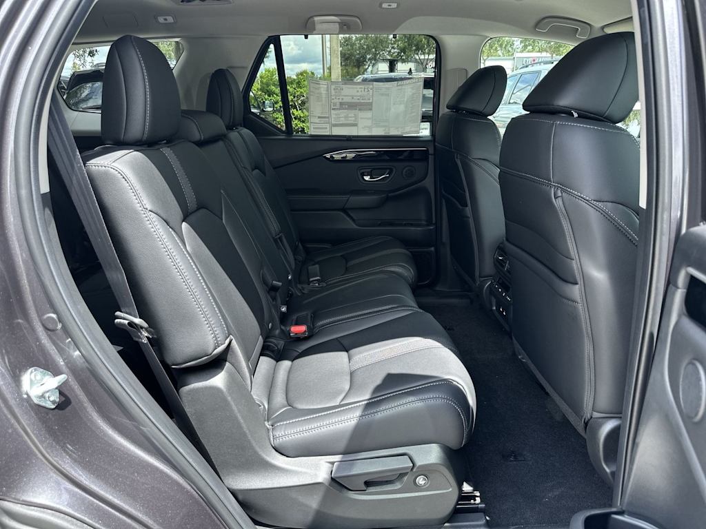 Thumbnail: 2026 Honda Pilot - 20