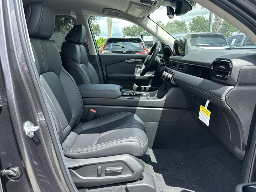 Thumbnail: 2026 Honda Pilot - 21