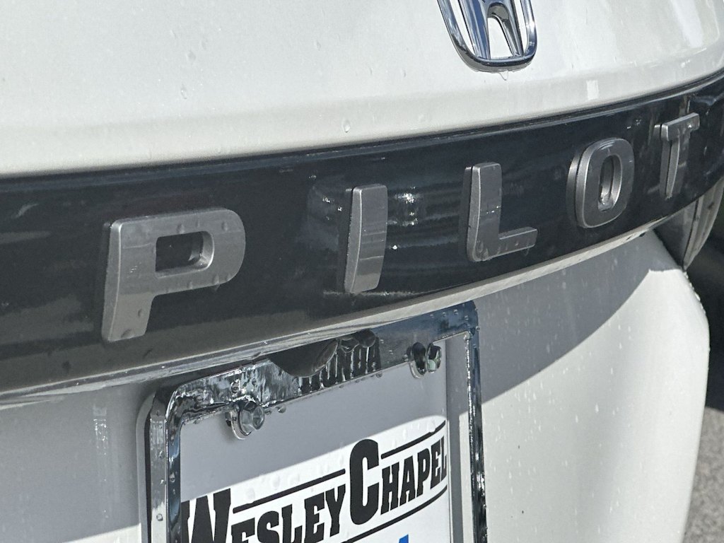 Thumbnail: 2026 Honda Pilot - 18