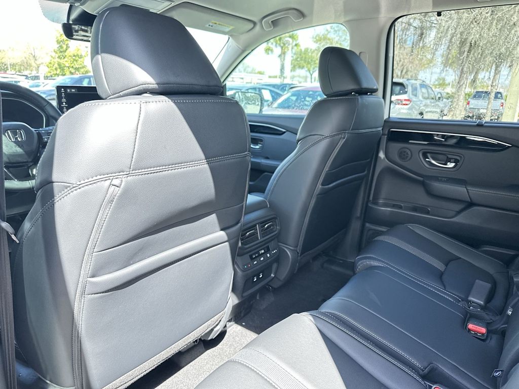Thumbnail: 2026 Honda Pilot - 11
