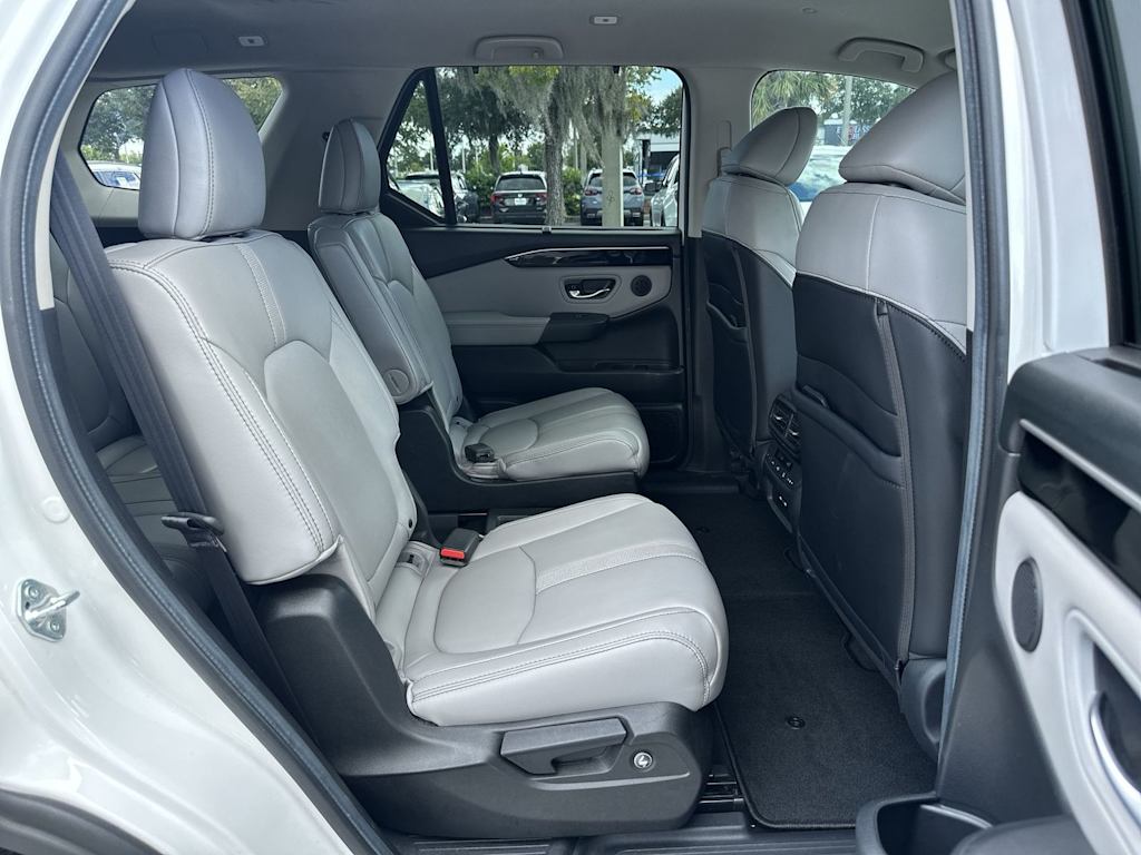Thumbnail: 2024 Honda Pilot - 20