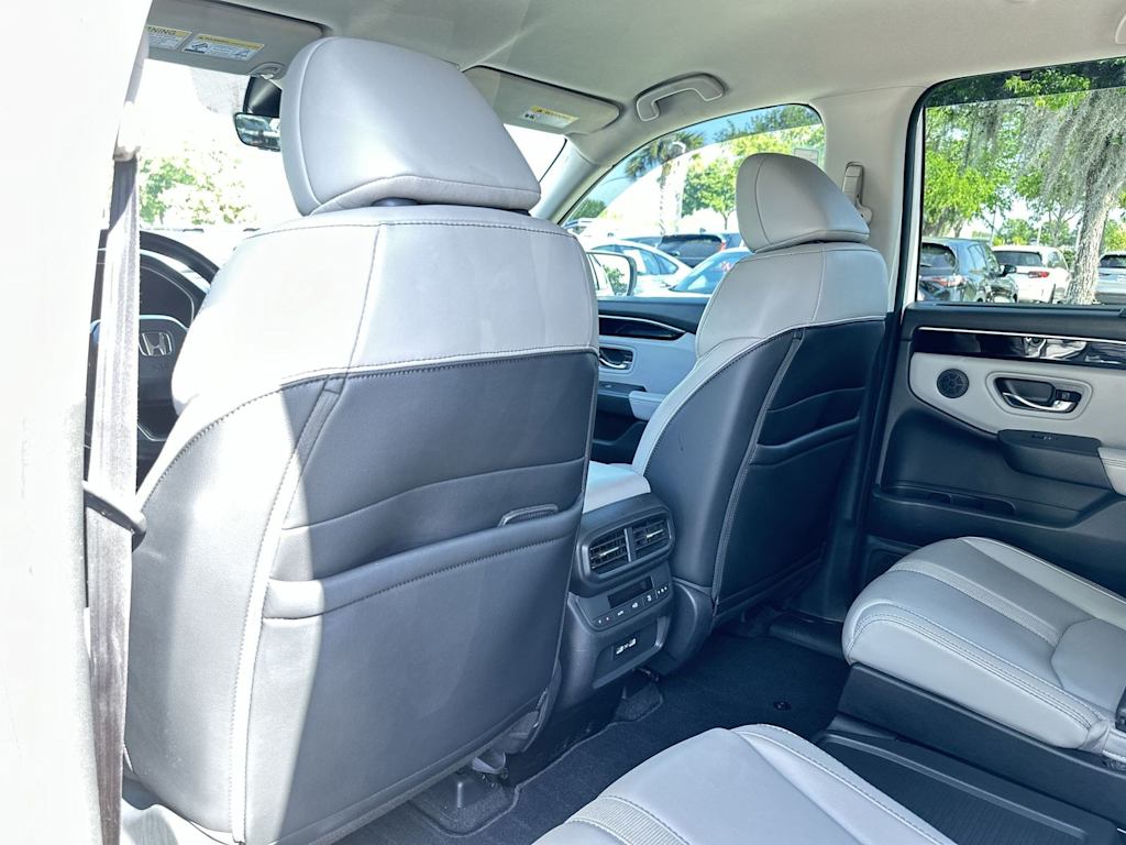 Thumbnail: 2023 Honda Pilot - 33