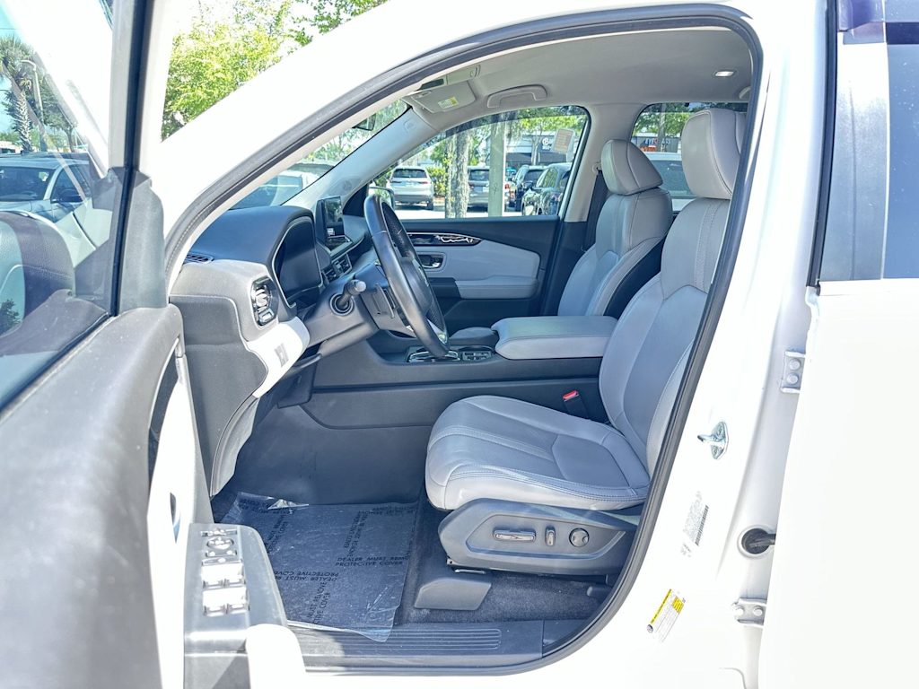 Thumbnail: 2023 Honda Pilot - 23