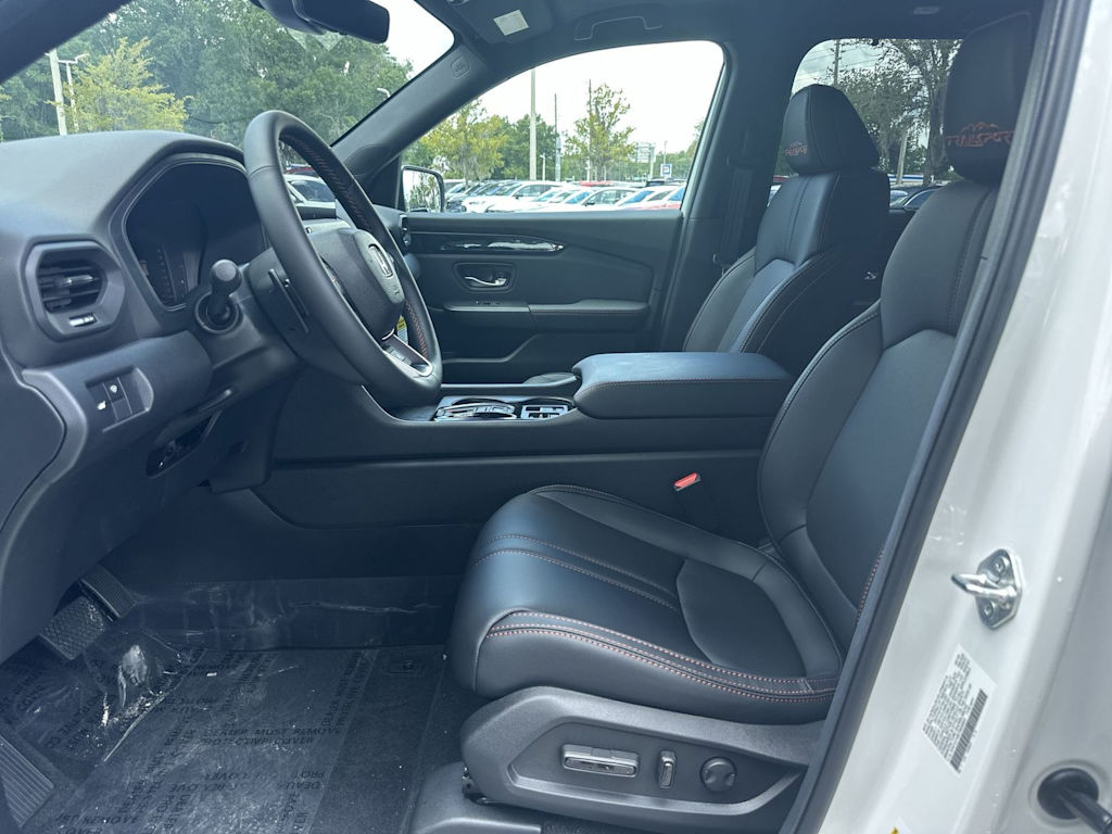 Thumbnail: 2026 Honda Pilot - 8