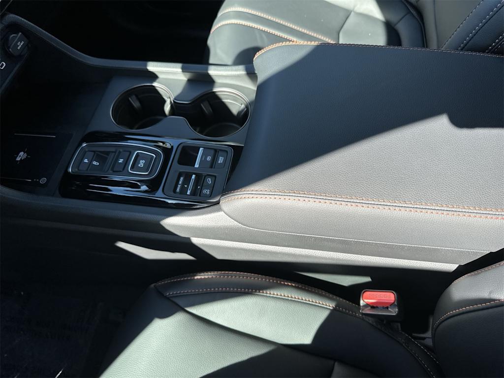 Thumbnail: 2025 Honda Pilot - 21