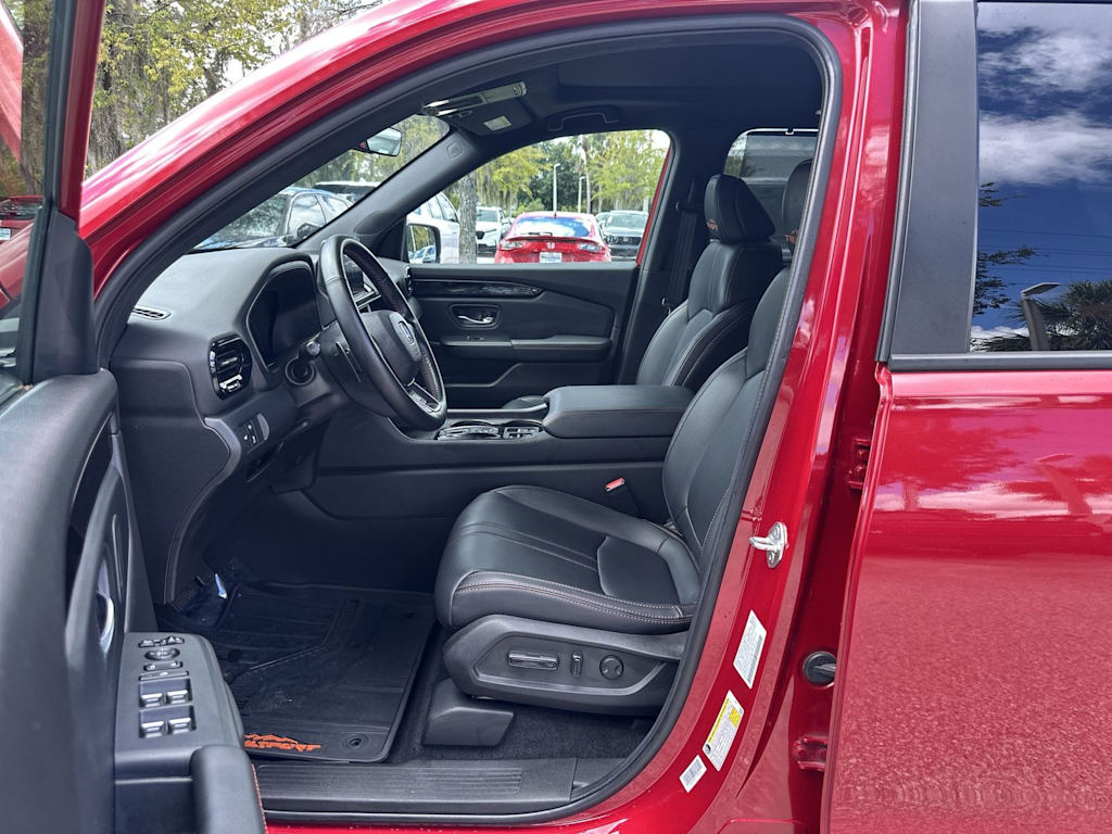 Thumbnail: 2023 Honda Pilot - 15