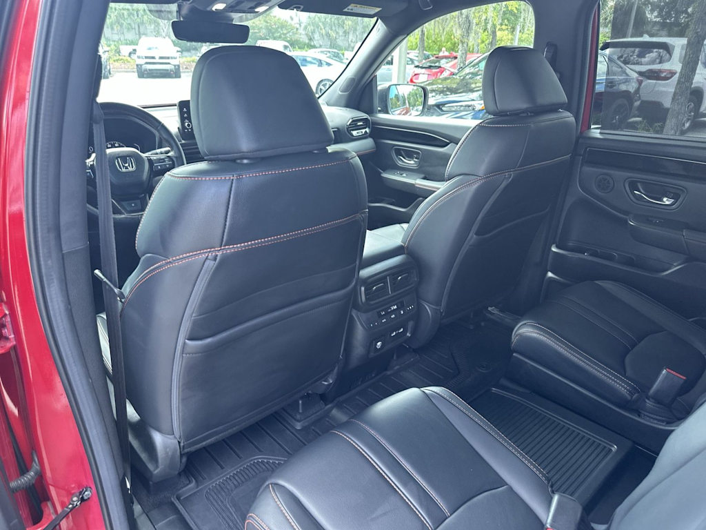 Thumbnail: 2023 Honda Pilot - 24