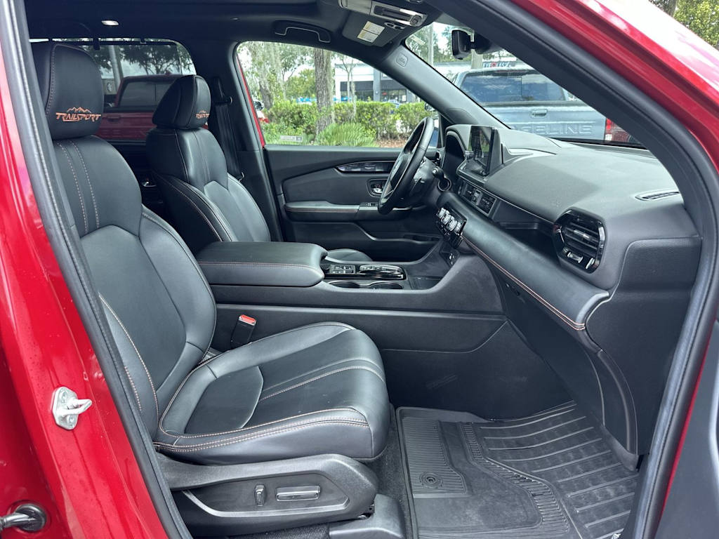 Thumbnail: 2023 Honda Pilot - 9